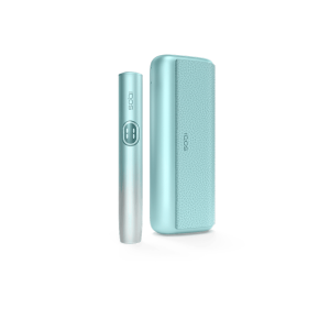 IQOS ILUMA i PRIME Breeze Blue heated tobacco device — Breeze Blue finish, front view on white background